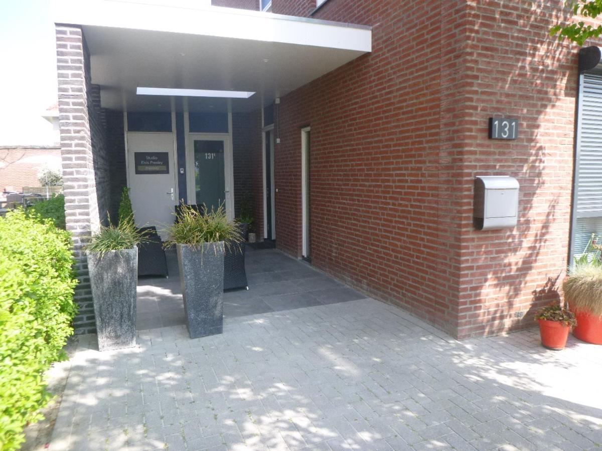 Elvis Presley Private Studio With Kitchen And Airconditioning Goes Exteriér fotografie
