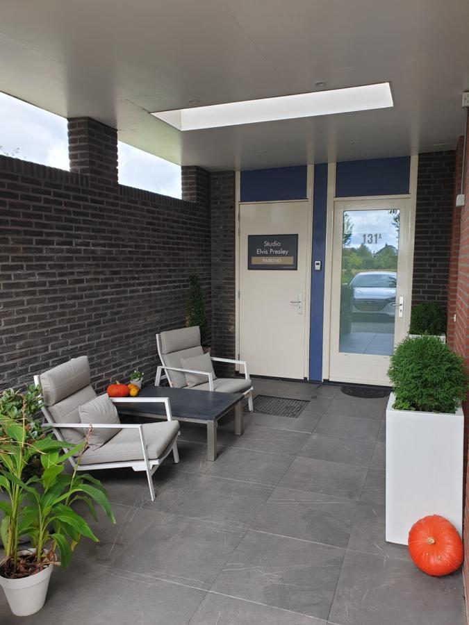 Elvis Presley Private Studio With Kitchen And Airconditioning Goes Exteriér fotografie